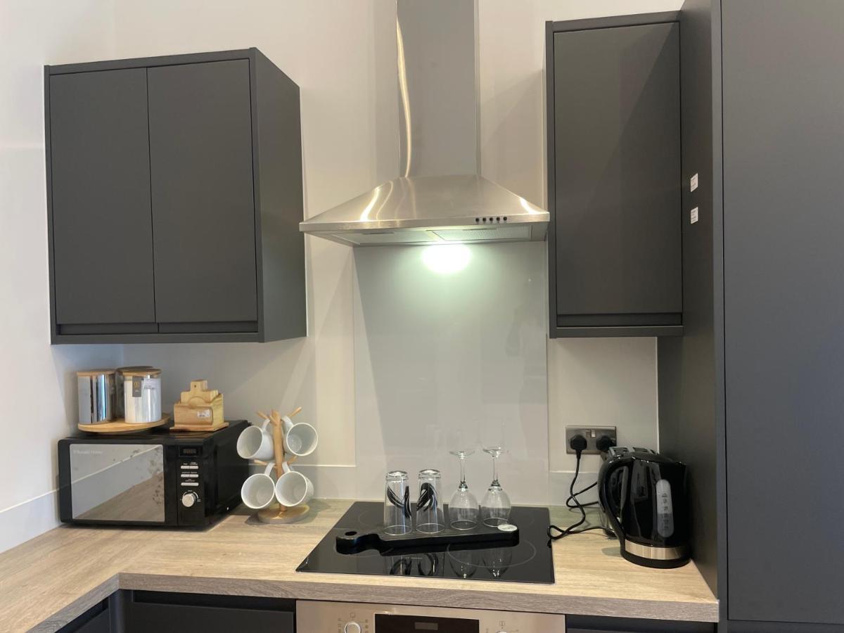Luxury 2 Bedroom Flat Sutton * Sutton (Greater London)